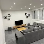 Lahoucine Appartement *
